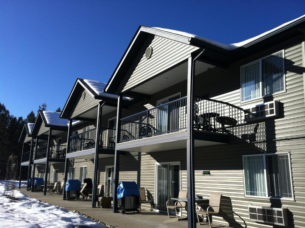 Motel New Horizon Christina Lake